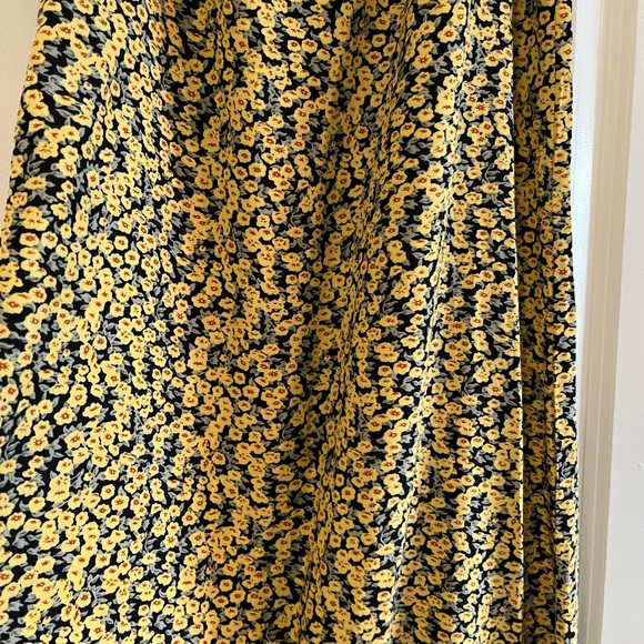 Motel Sayan Maxi Skirt - Picture 7 of 11